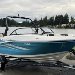 2021 Bayliner 