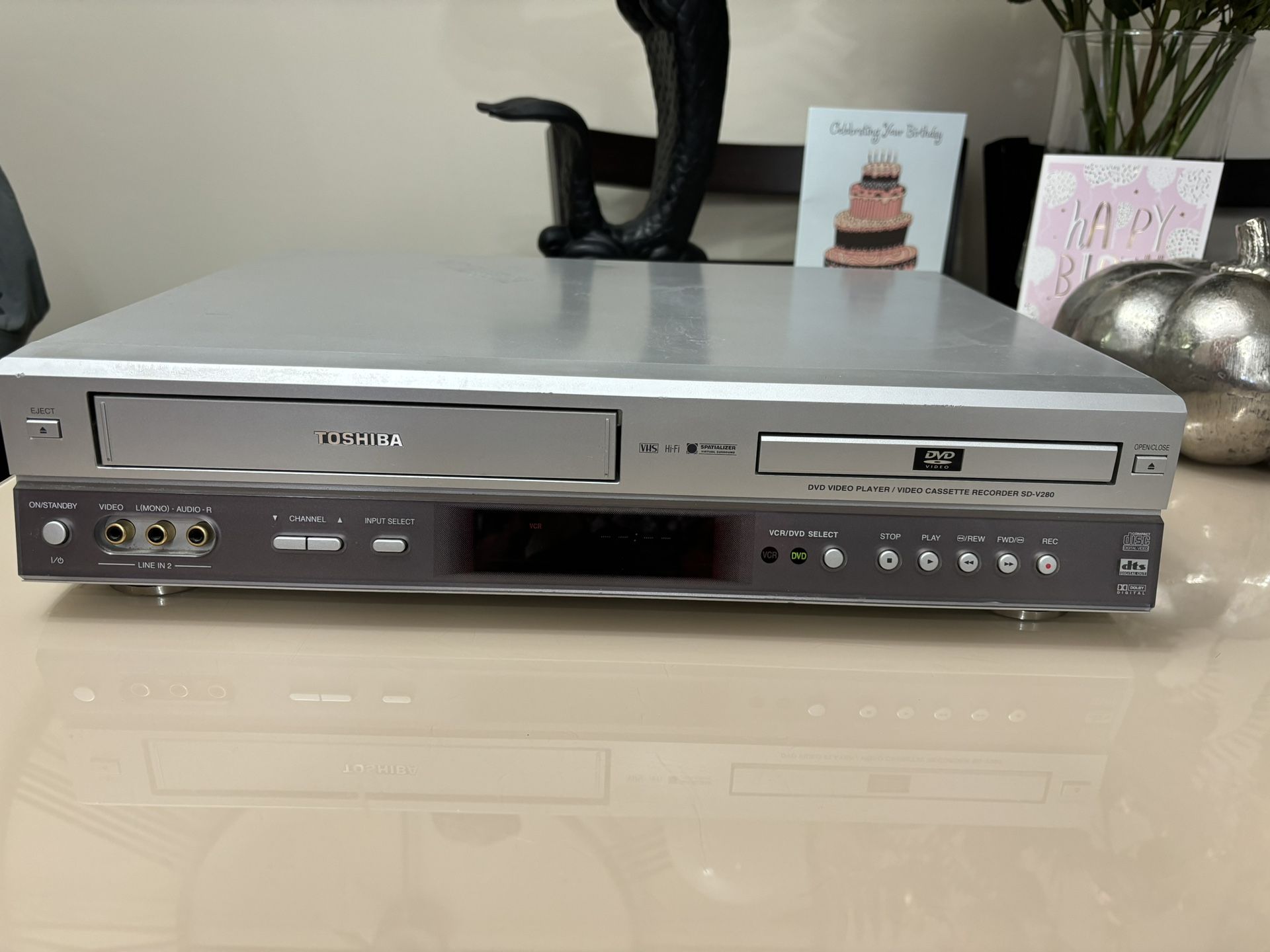 Toshiba VHS DVD Combo Player