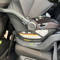 Uppababy Infant Car seat 