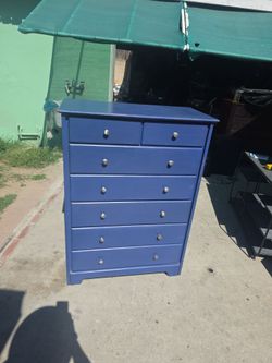 Dresser Chest