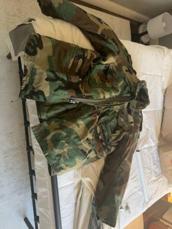 New Military-Issued Cold Weather Jackets/Covers – Woodland & Desert Camo