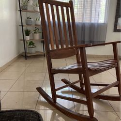 Rocking Chair 