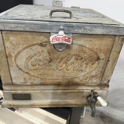 1930s glasco Counter Top Coke Cooler, It Has Embossed Plates All Around Has Brass Dealer Plate On Front With Spigot To Drain The Water, 