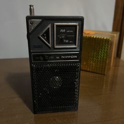 AM/FM Handheld Radio