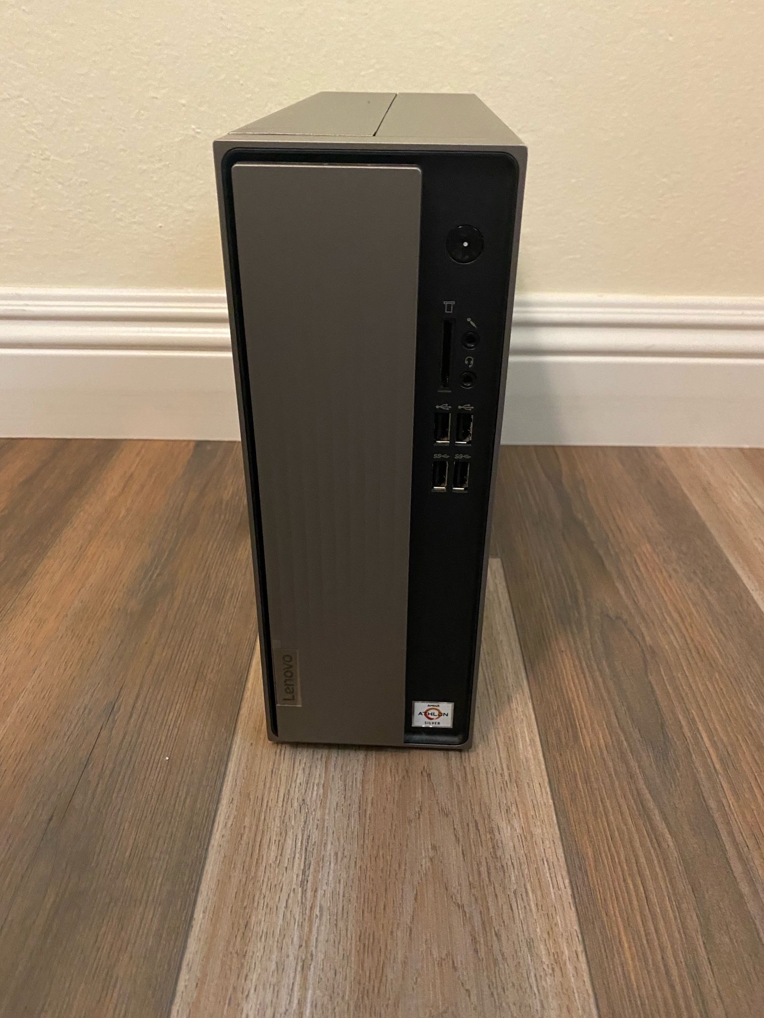 Lenovo Idea Centre 3 with 2 GB Graphics, HDMI, Built in WiFi