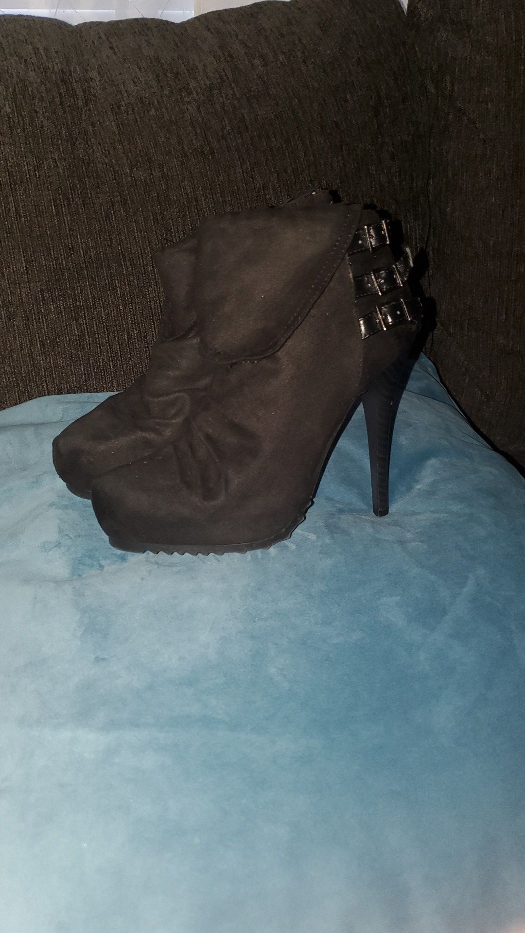 Black high heels- 3 pairs