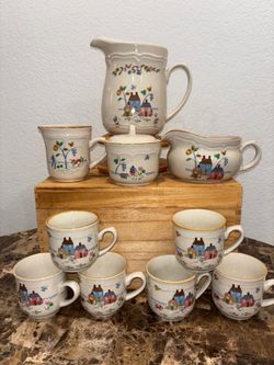 Pristine Condition 10 - piece International China "Heartland" stoneware set