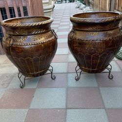 New Flower Pots Made Out Of Clay 