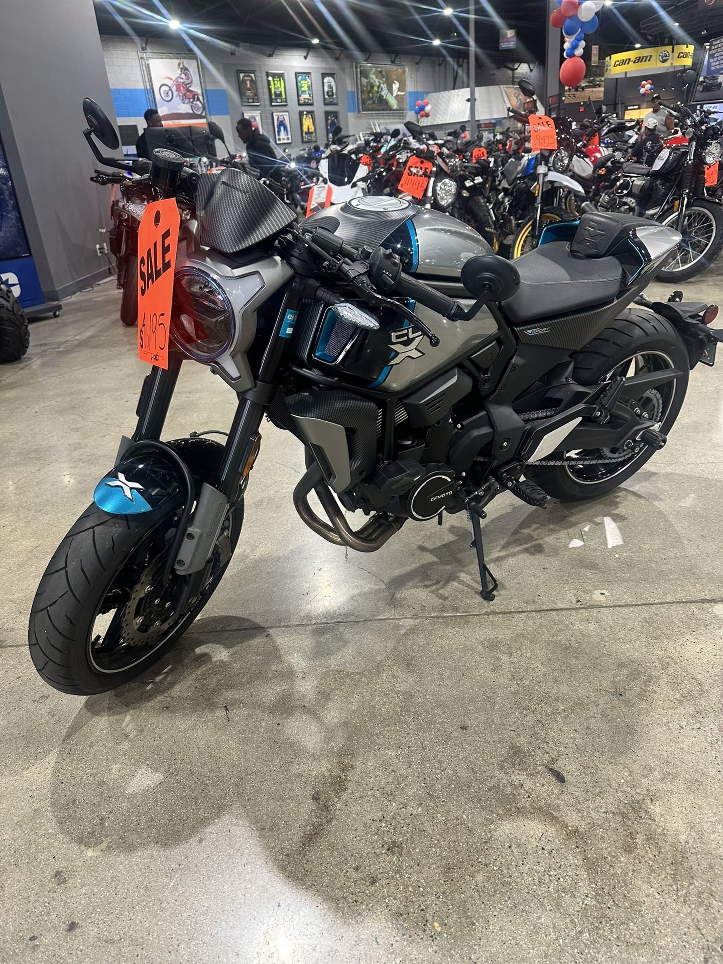 CLX 700