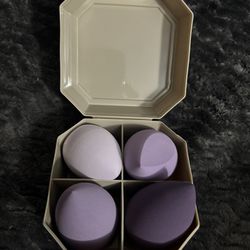 Beauty Blender Brand New In Case 
