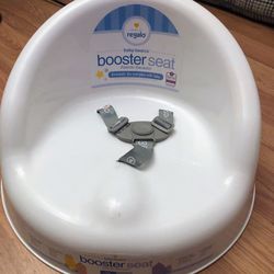 Regalo Booster Seat