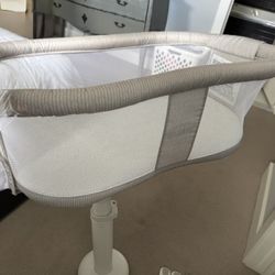 Halo Bassinest Swivel Sleeper