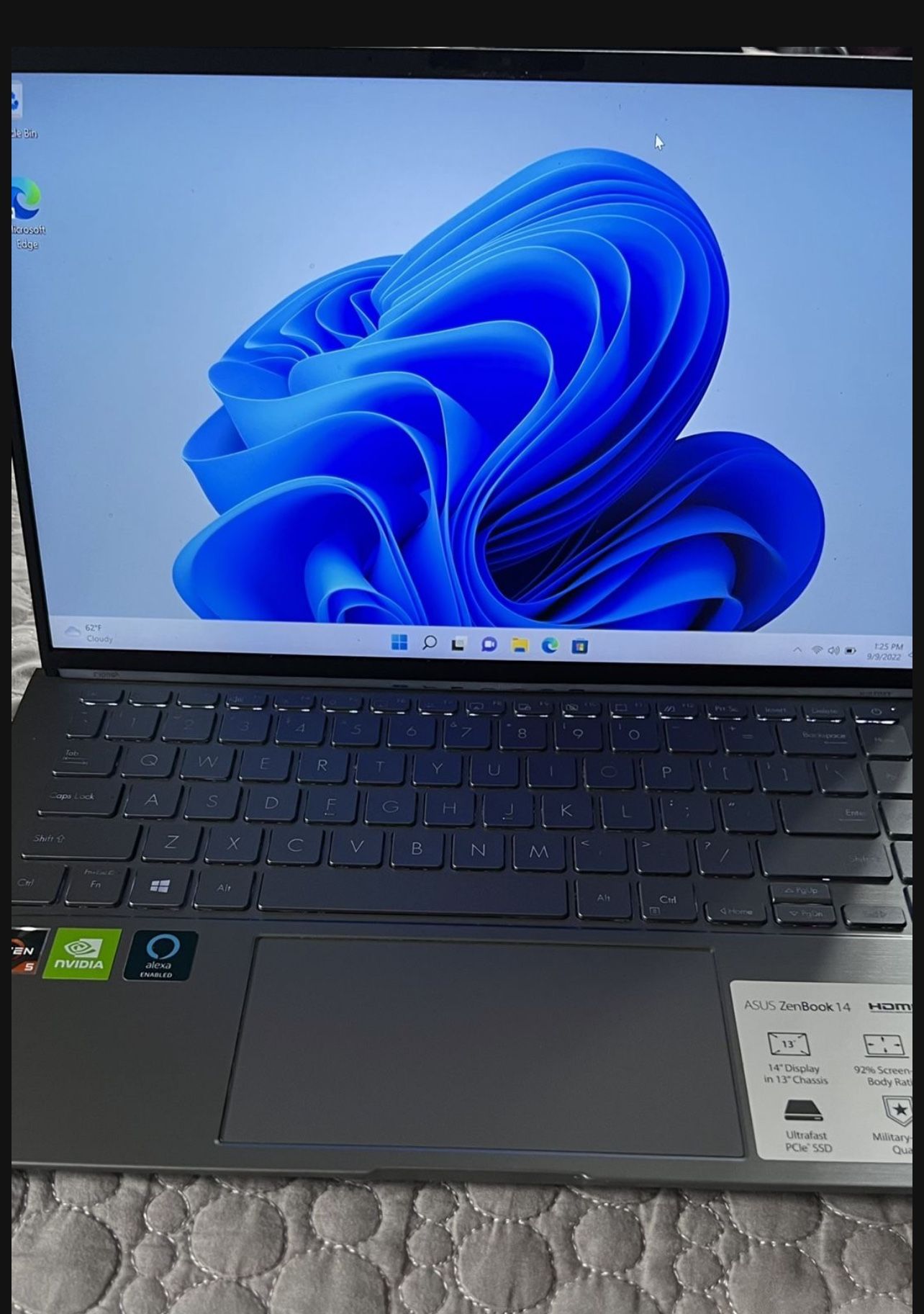 Asus Zenbook 14 Model Q407I AMD Ryzen 8GB 256GB 14 Laptop