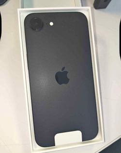 iPhone 16e
