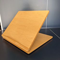 Wooden Laptop/Ipad/Tablet Stand