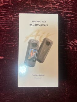 Insta360 X4 Air Starter Bundle