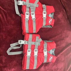 US Coast Guard Approved Life Vest For 30-50lb New! One For $28. Firm On Price NO LOWER. Pick Up In LA 90016. All New Materials. Toddlers & Kids