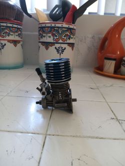 TRAXXAS NITRO MOTOR RC