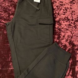 New Men’s Cargo Joggers