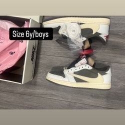 Jordan 1 Travis Scott 6y