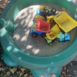 Turtle sandbox