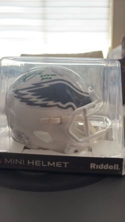 SAQUAN Barkley mini signed helmet signed by him self