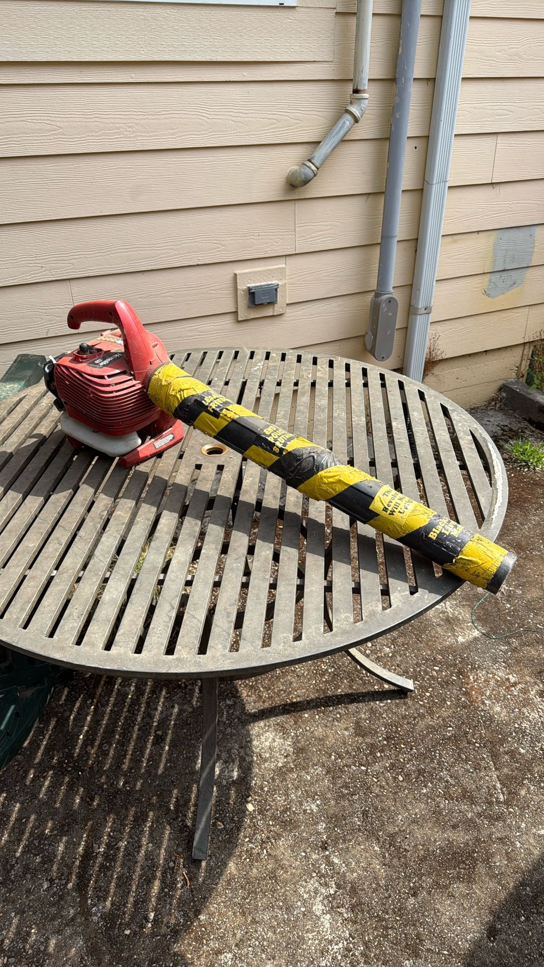 Leaf Blower