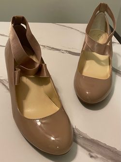 Jessica Simpson Chai Latte Patent Mary Jane Wedges Size 8.5