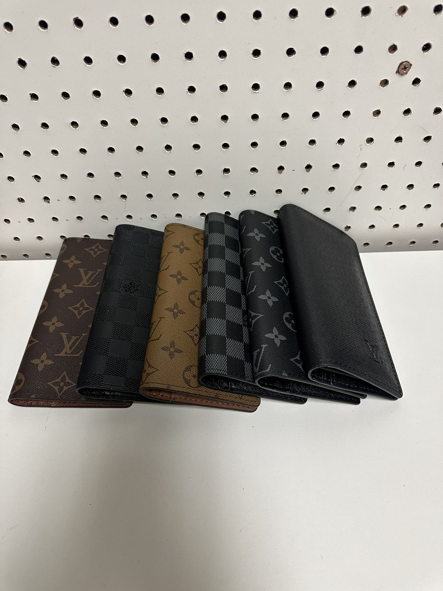 Louis Vuitton Bi-fold Wallets, New
