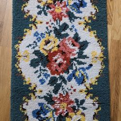 Vintage 80s Handcrafted Latch Hooked Rug Floral Decor Cottage 22x43 Shillcraft