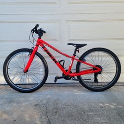 TREK PRECALIBER mountain bike.  Good for age from 8 to 12 year.  24  tires. 8 speed. 12." ALUMINUM frame. 