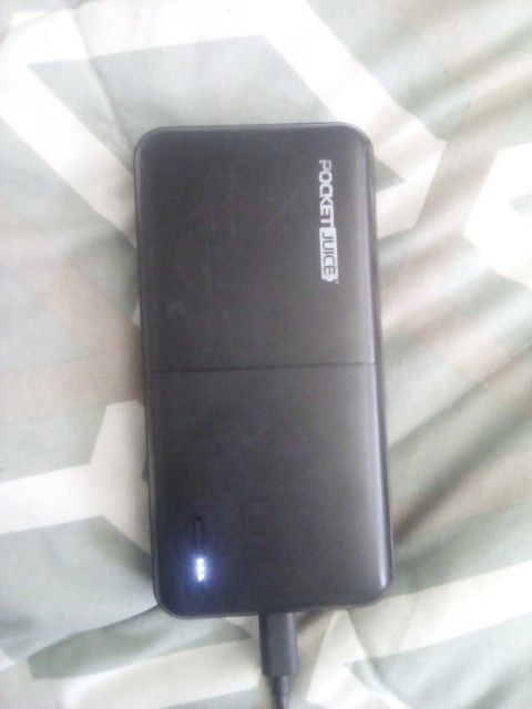 Pocket Juice Like New 20000mah