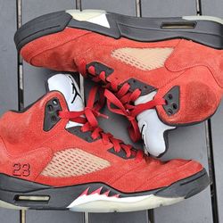 Jordan 5 Raging Bull