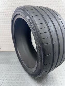One used tire Yokohama 265/35/18 # 1310