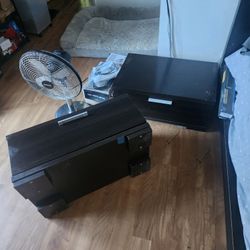 2 Night Stands That Stack Together 