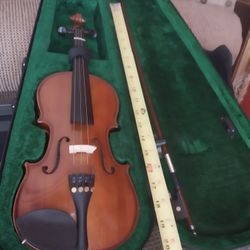 CREMONA VIOLIN (NEW) NEVER USED
