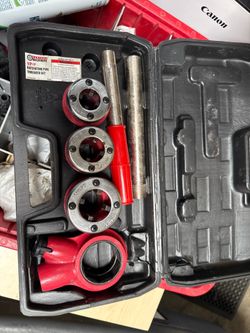 Pipe Threader Set 1/2”-1” Ratcheting”