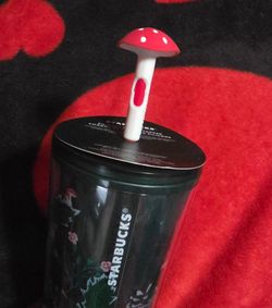 Starbucks Cup New With Tags  WITH FLOWER TOPPER!