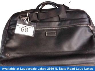 Briggs & Riley Klb422-4 Black Backpack / Briefcase / Bag