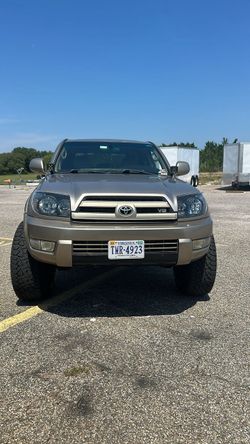 Toyota 4Runner V8 SUV Lifted