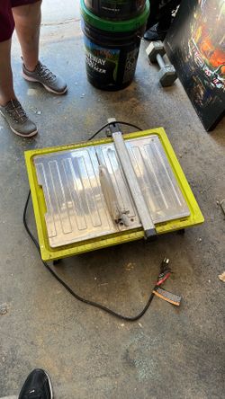 Ryobi 4.8 Amp 7-Inch Tabletop Wet Tile Saw (Model WS722)