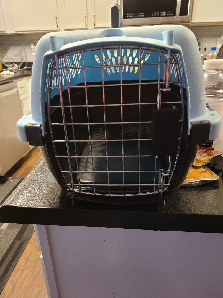 Portable Small Kennel 