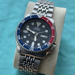 Seiko Automatic Diver SKX009J Men’s Watch 