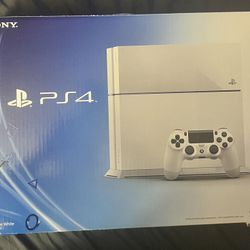🎮 PlayStation 4 Console Bundle – Excellent Condition | Adult-Owned