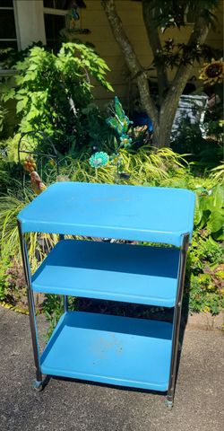 Nice Blue Metal Rolling Cart