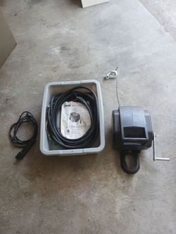 Portable elective hitch winch