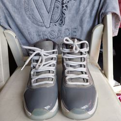 Jordan Cool Grey 11's 