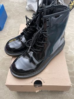 Girls Dr Marten boots