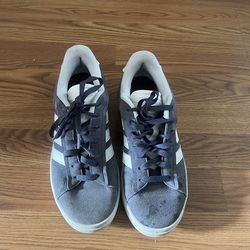 Women’s shoes ( size 9.5 ) *stains