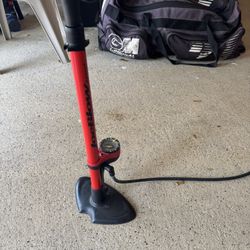 Joe blow Bike Pump With Analog Gauge 